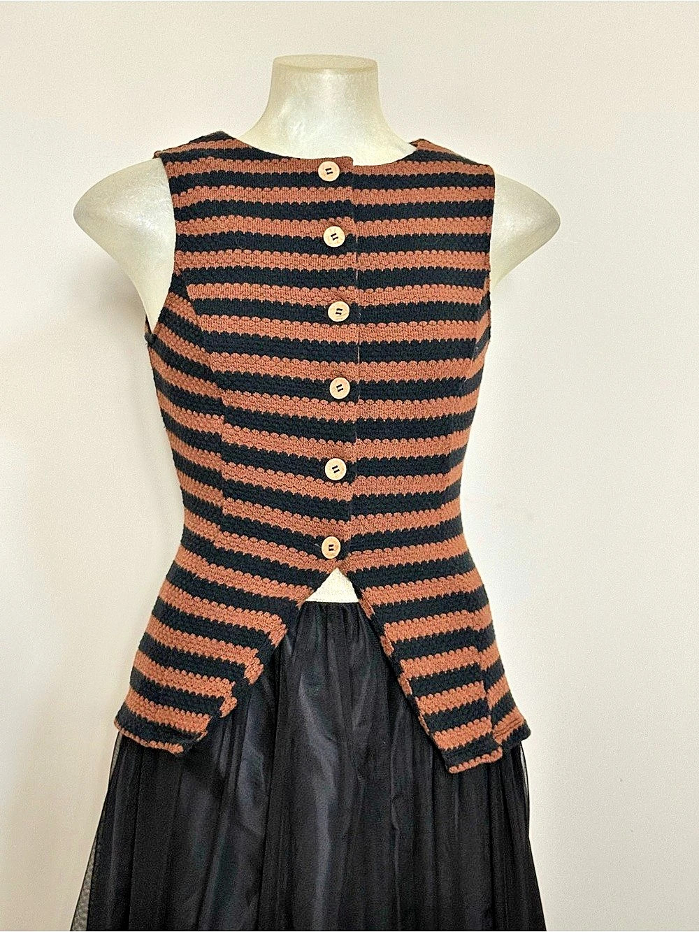 Maeve Striped Knit Cardigan Vest Black & Brown Size Small